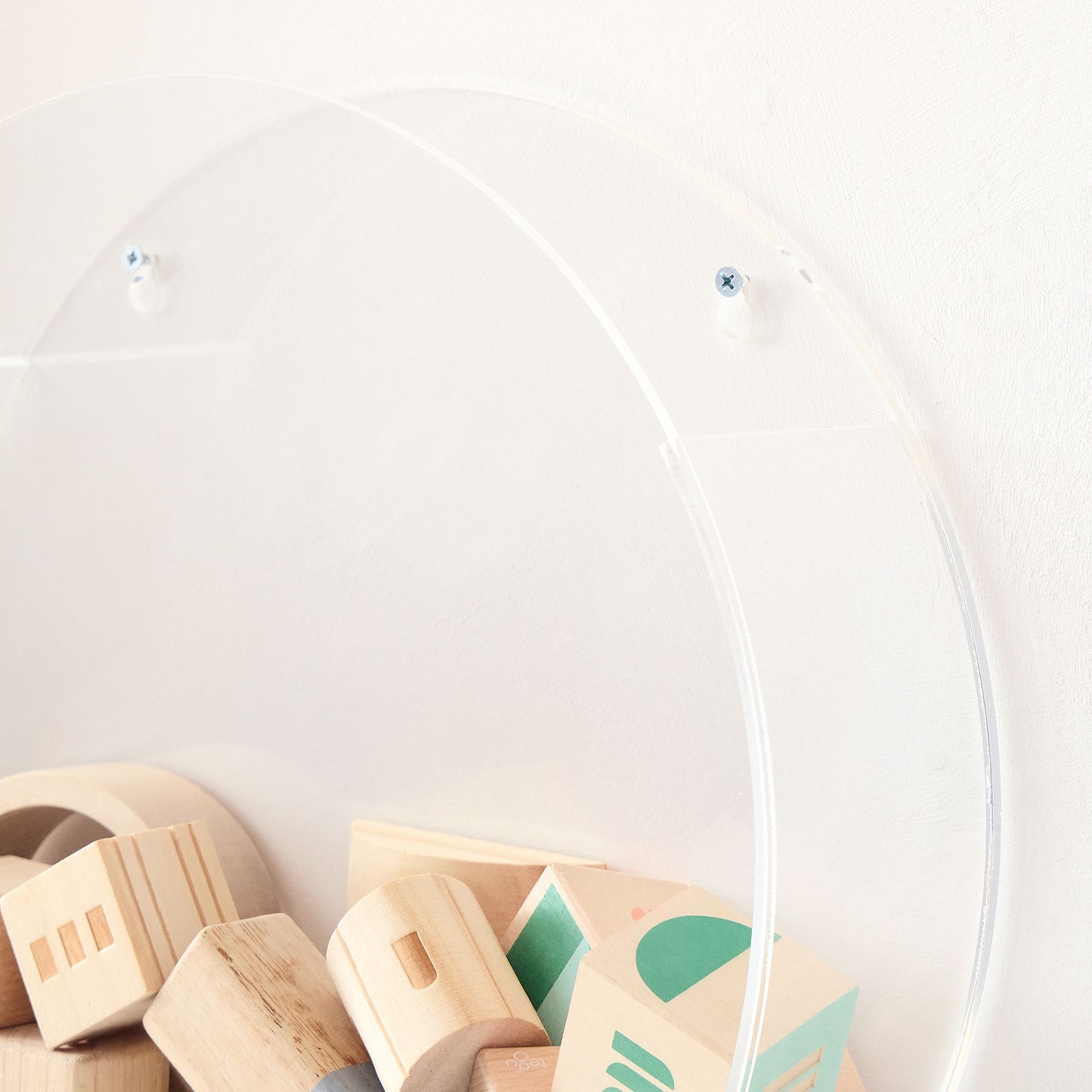 ACRYLIC WALL STORAGE